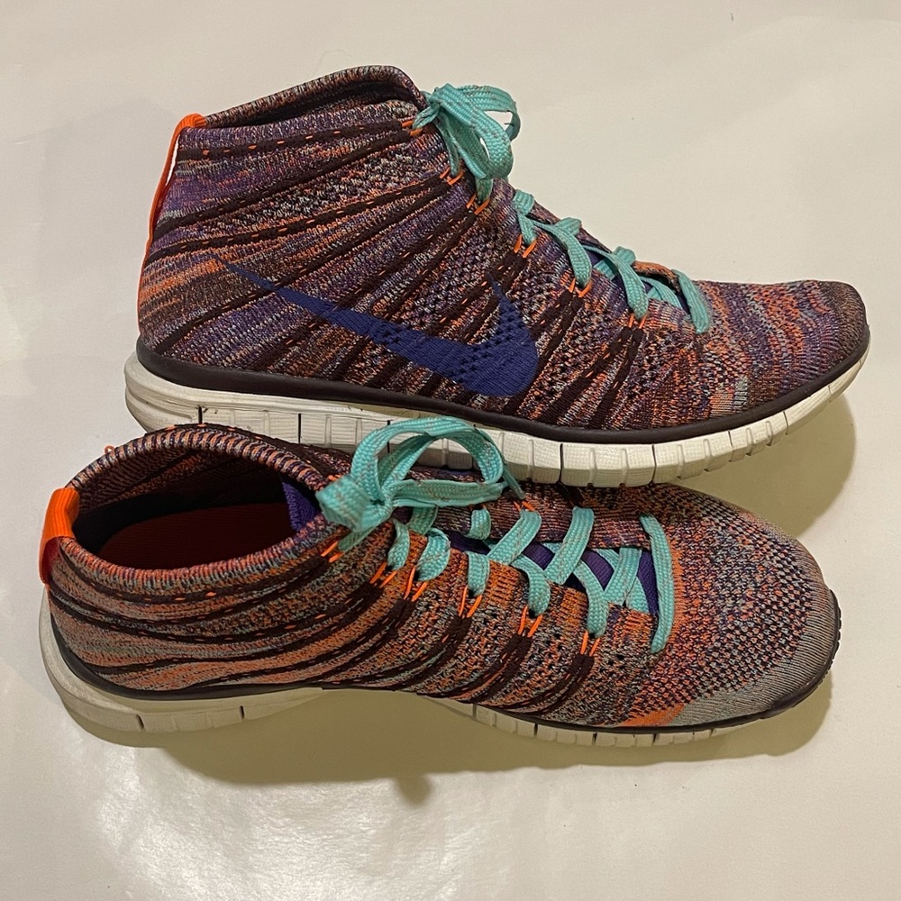 Nike Free Flyknit Chukka Sneakers